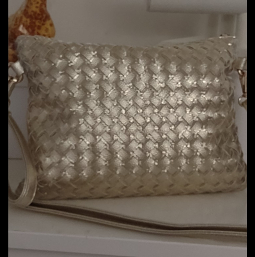 Gorgeous Authentic Genuine Leather Purse, Two-sided Pictured.